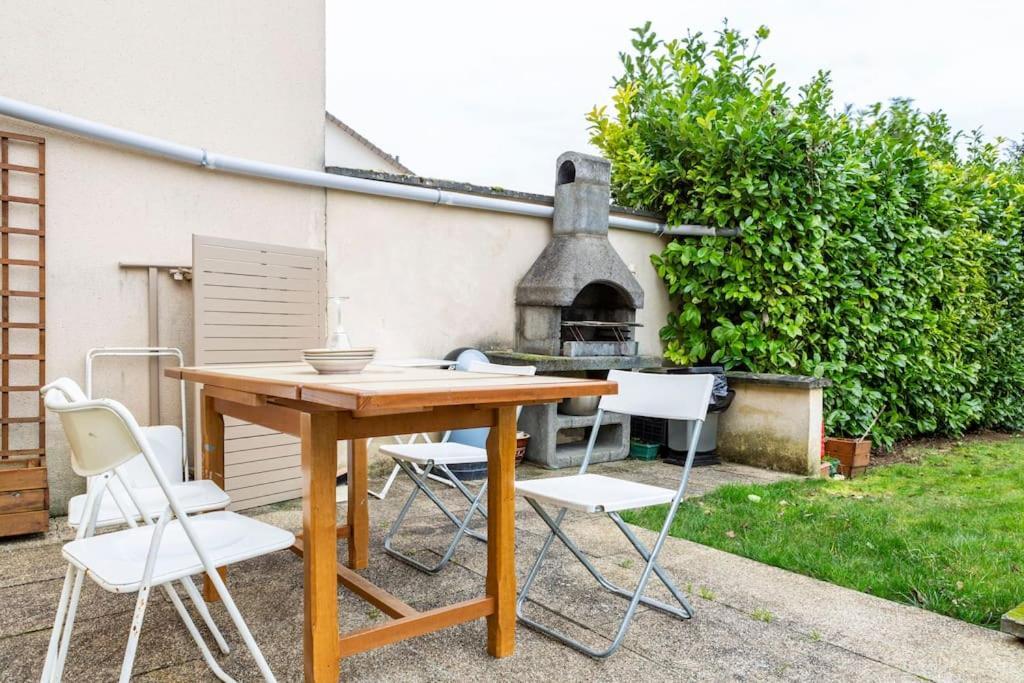 Maison Romantique Entre Deux Fleuves Chez L'Habitant Montereau-Fault-Yonne Eksteriør billede